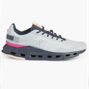 On Cloudnova.Glacier/Aurora.Size 9. Brand new